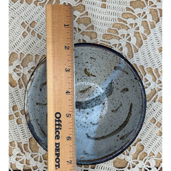 Handcrafted Studio Pottery Bowl Drip Glaze Footed - Picture 6 of 6